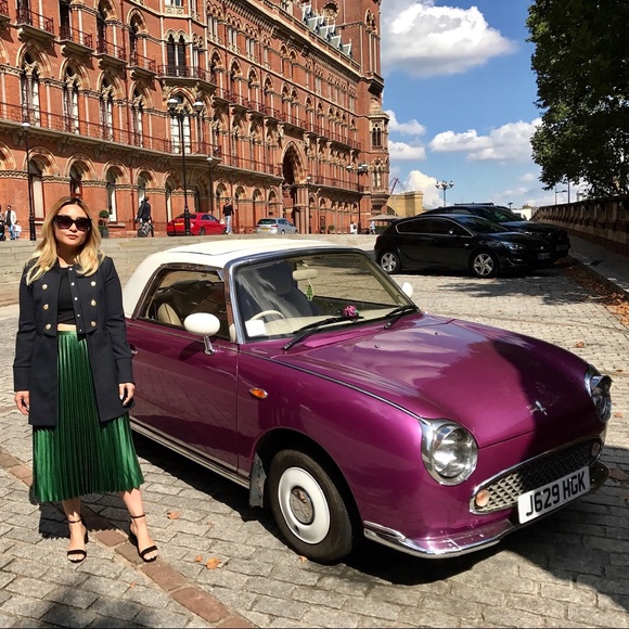 GORGEOUS GREEN FAN SKIRT SATIN MIDI PLEATED - Picture 2 of 10